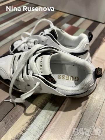 Сникърси Guess, снимка 5 - Кецове - 50596554