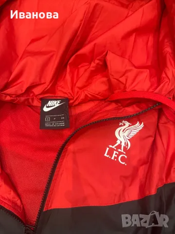 Дамско спортно яке NIKE LIVERPOOL, снимка 6 - Спортни екипи - 49619223