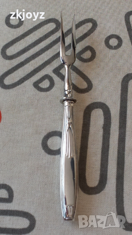 20-те г. Сребърна виличка за десерт с монограм 11.72 гр/ 800 маркирана, снимка 3 - Прибори за хранене, готвене и сервиране - 36198277