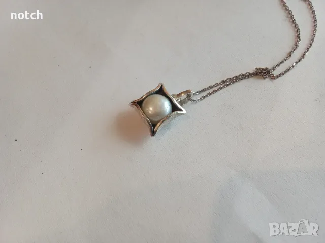 Сребърен медальон с перла, снимка 3 - Колиета, медальони, синджири - 49979308