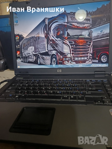 продавам HP 6710B работещ