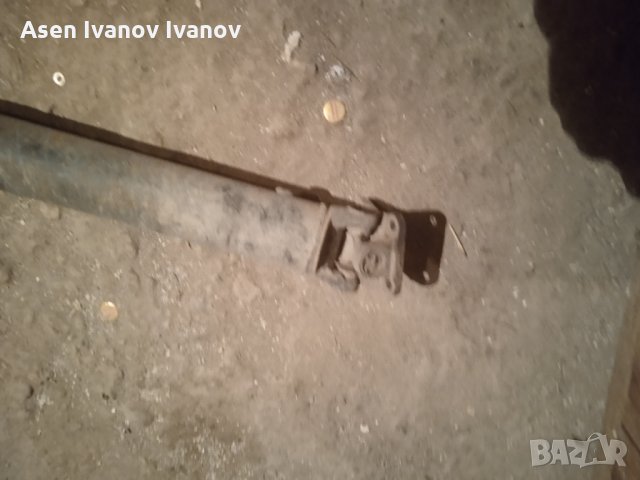 Кардан за Мерцедес, снимка 3 - Части - 35841115