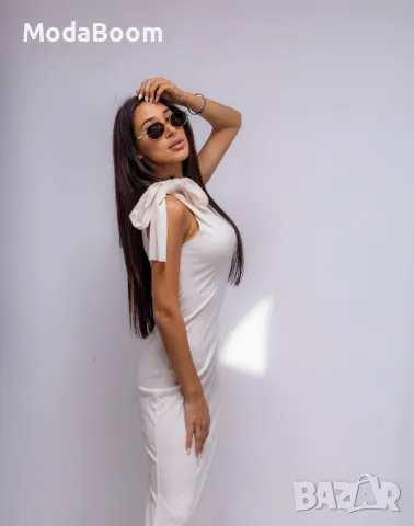 Дълга бяла дамска рокля 