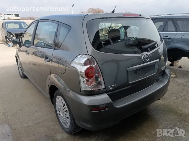 НА ЧАСТИ ❗ Корола Версо 2.0, снимка 6 - Автомобили и джипове - 48941351