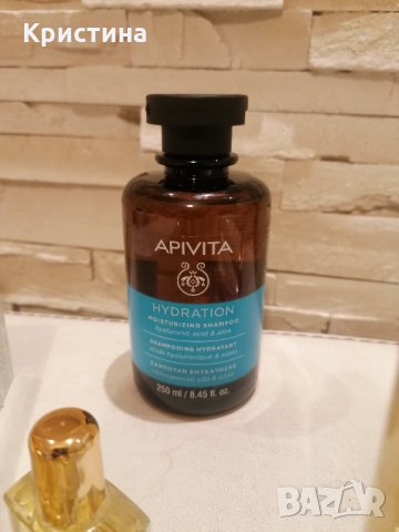 Apivita хидратиращ шампоан, снимка 1 - Продукти за коса - 34699001