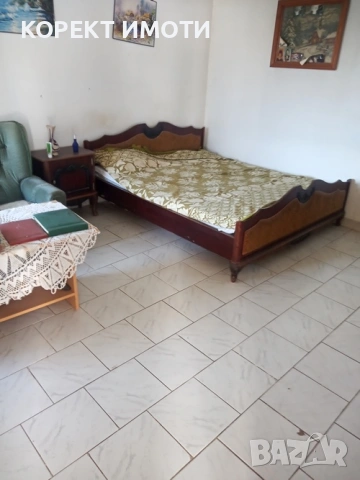 ПРОДАВА две КЪЩИ в един двор в село Върбак, снимка 11 - Къщи - 53823928