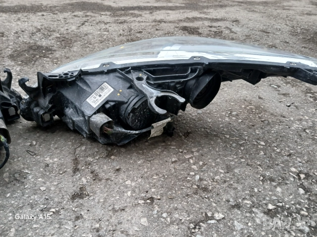 Десен фар за Peugeot 3008 I (2009-2016) , снимка 2 - Части - 52920598