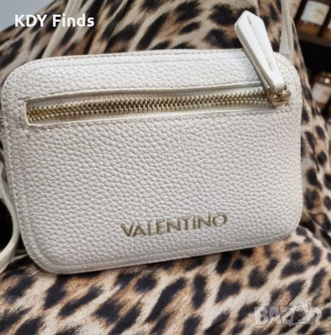 Valentino малка бяла чанта 