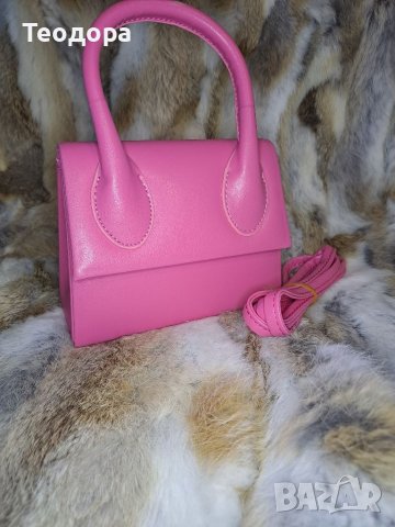 Розова чанта , снимка 1 - Чанти - 38926338