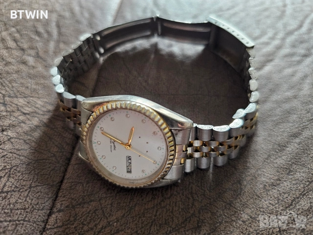 Ретро часовник Oreintex – за ремонт или части !, снимка 2 - Антикварни и старинни предмети - 53681556