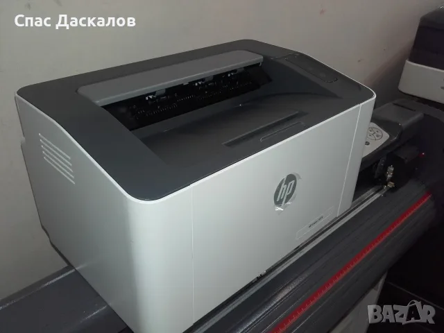 Отличен! Лазерен принтер HP Laser 107а само на 4000 копия, снимка 4 - Принтери, копири, скенери - 55776611