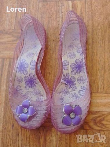 Детски летни силиконови обувчици в лилаво 33/34 номер, снимка 1 - Детски обувки - 44325006