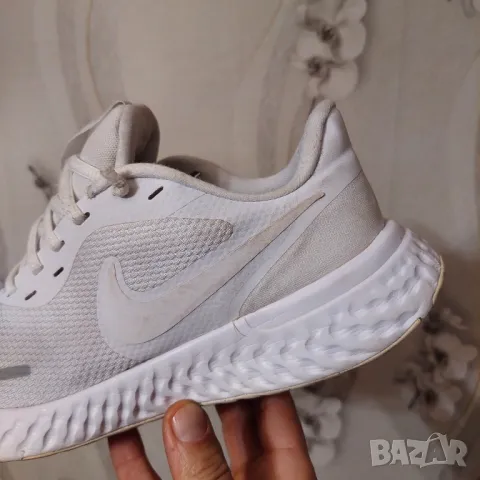 маратонки Nike Revolution 5  номер 42-42,5, снимка 14 - Маратонки - 47584115