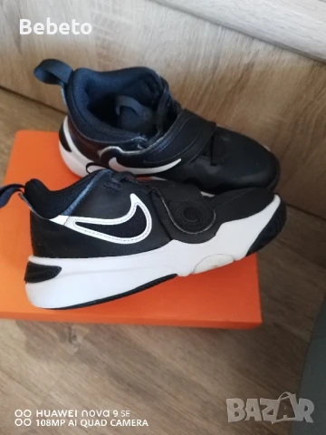 Маратонки Nike 29,5 номер, снимка 7 - Детски маратонки - 51226824