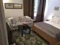 Едностаен апартамент до Община Варна – 250 евро, снимка 1