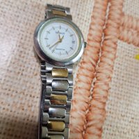 Дамски часовник Tissot vintage , снимка 4 - Дамски - 40411964