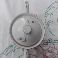 порцеланов чайник, снимка 5 - Аксесоари за кухня - 36085355