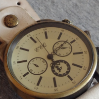 Дизайнерски марков дамски часовник много красив с кожена каишка перфектен - 21838, снимка 7 - Дамски - 36236439