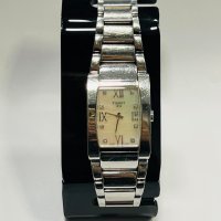 Часовник Tissot T007309 A, снимка 1 - Дамски - 42336909