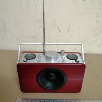 AM / FM радио с часовник, аларма и термометър , снимка 1 - Радиокасетофони, транзистори - 41795698