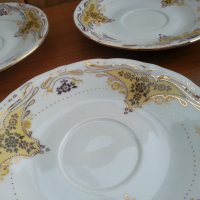 Стар български порцелан чинии  чинийки Изида , снимка 2 - Антикварни и старинни предмети - 35963585
