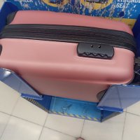 Куфар ръчен багаж 40/25/20, WizzAir #Ryanair #wizzpriority , снимка 12 - Куфари - 41634264