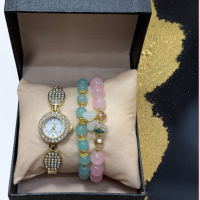 Елегантен дамски комплект аксесоари - часовник с камъни цирконии и 2 броя гривни с естествени камъни, снимка 1 - Бижутерийни комплекти - 44749962