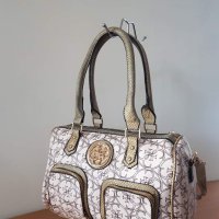 Луксозна чанта Guess  код SG-F14, снимка 2 - Чанти - 41863270