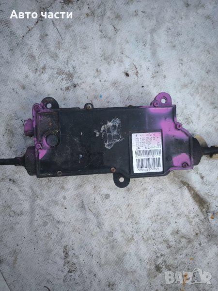 Електрическа ръчна спирачка Mercedes-Benz W221, W216 2214302949, снимка 1