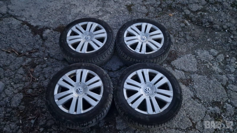 джанти със зимни гуми Michelin 5x112 205/55/16 3C0 601 025 B Volkswagen Passat B6 2005-2010, снимка 1
