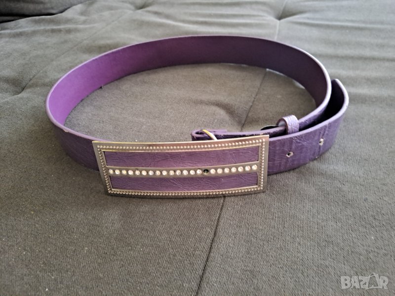 Дамски лилав колан с тока с камъчета, снимка 1