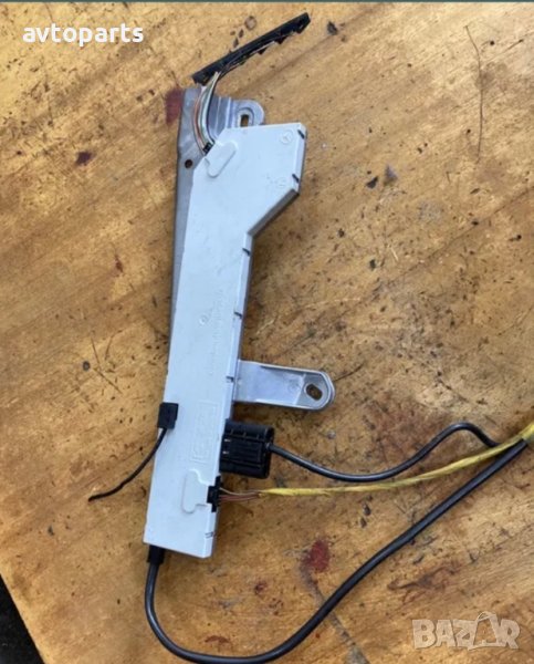 Mercedes w211 седан антенен усилвател, снимка 1