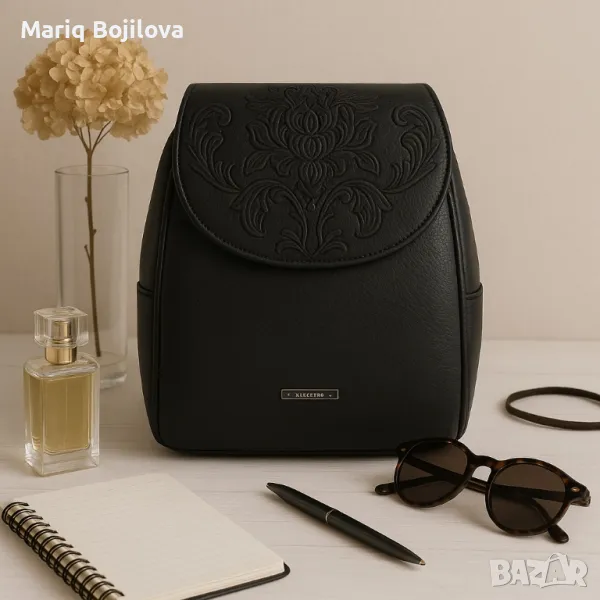 Дамска раница от еко материал с бродиран капак, снимка 1