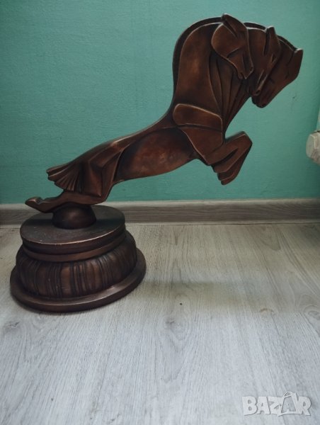 Статуетка,фигура-коне, снимка 1