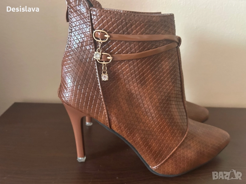 Дамски боти, снимка 1