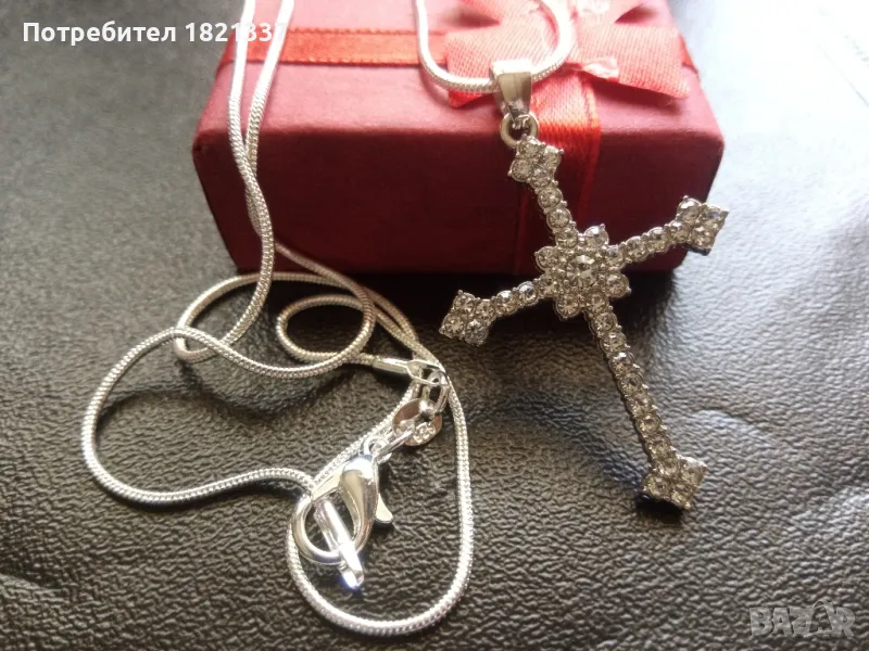 Колие с кръст , снимка 1