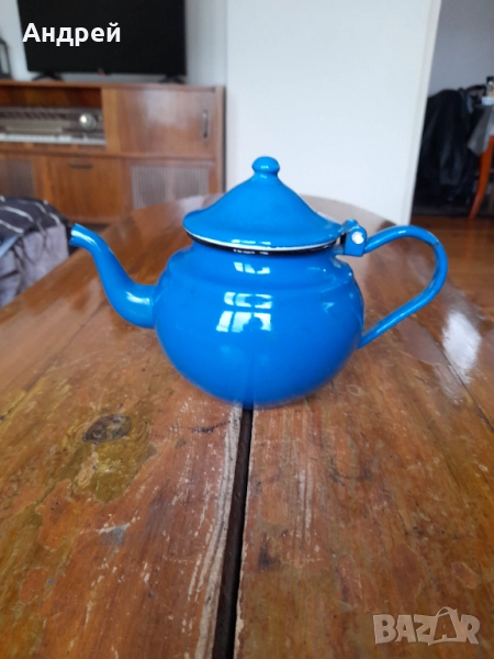 Стар емайлиран чайник #81, снимка 1