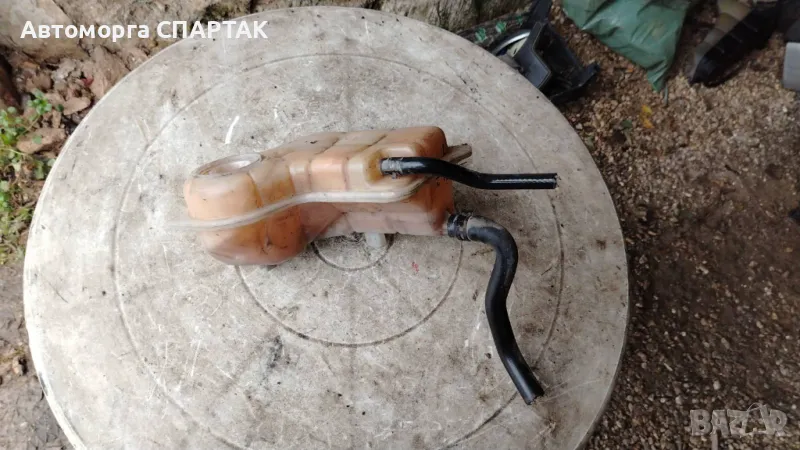 8E0121403 Разширителен съд, снимка 1