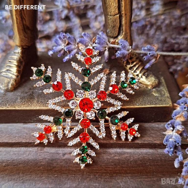 коледна брошка снежинка, снимка 1