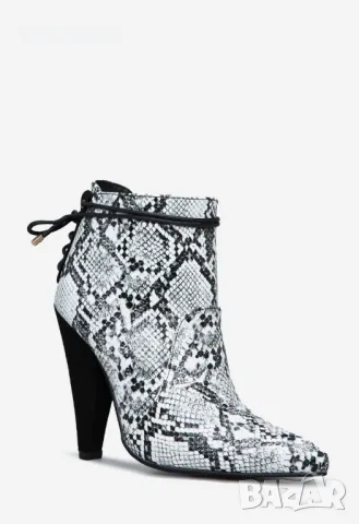 Дамски боти Shoedazzle , снимка 2 - Дамски боти - 49942996
