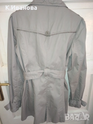 Дамски тренчкот, снимка 2 - Шлифери - 53337356