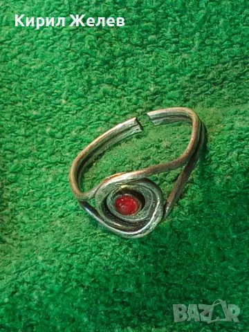 СТАРИНЕН РЕГУЛИРУЕМ СКЪПОЦЕНЕН ПРЪСТЕН СРЕБРО ВИСОКА ПРОБА с ЧЕРВЕН РЪЧНО ФАСЕТИРАН КАМЪК 47970, снимка 14 - Антикварни и старинни предмети - 49551762