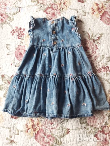 Детска дънкова рокля, снимка 2 - Детски рокли и поли - 44387925