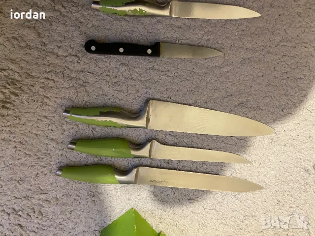 Ножове със стойка+ подарък, снимка 4 - Прибори за хранене, готвене и сервиране - 48283311