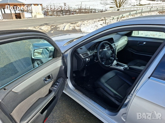 Mercedes-Benz E220, снимка 5 - Автомобили и джипове - 53257007