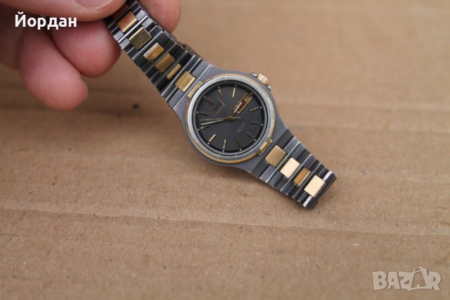 Дамски часовник "Seiko SQ 100" , снимка 8 - Дамски - 44389692