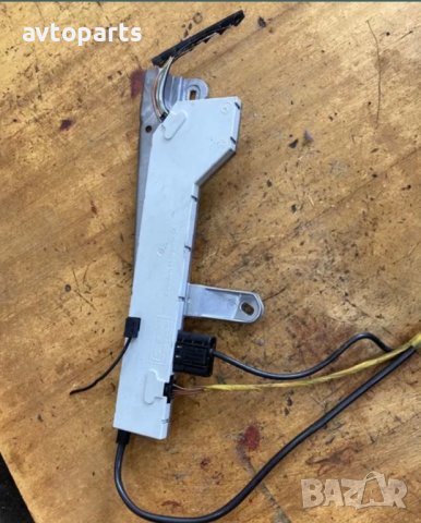 Mercedes w211 седан антенен усилвател