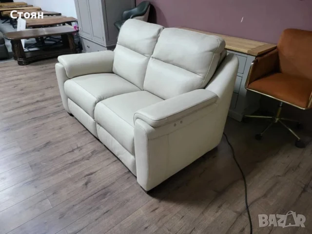 Италианкси кремав кожен диван двойка с електрически релакс механизъм, снимка 6 - Дивани и мека мебел - 50841489