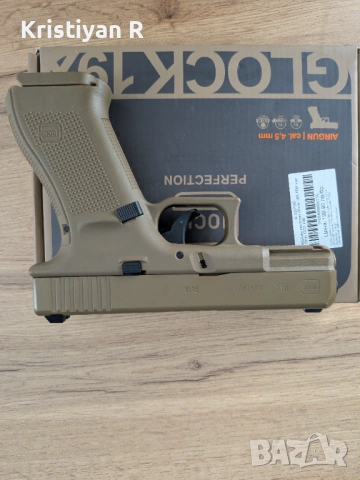 Въздушен пистолет Glock 19X 3j, снимка 2 - Въздушно оръжие - 53846187