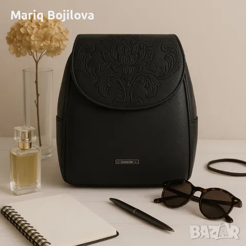 Дамска раница от еко материал с бродиран капак, снимка 1